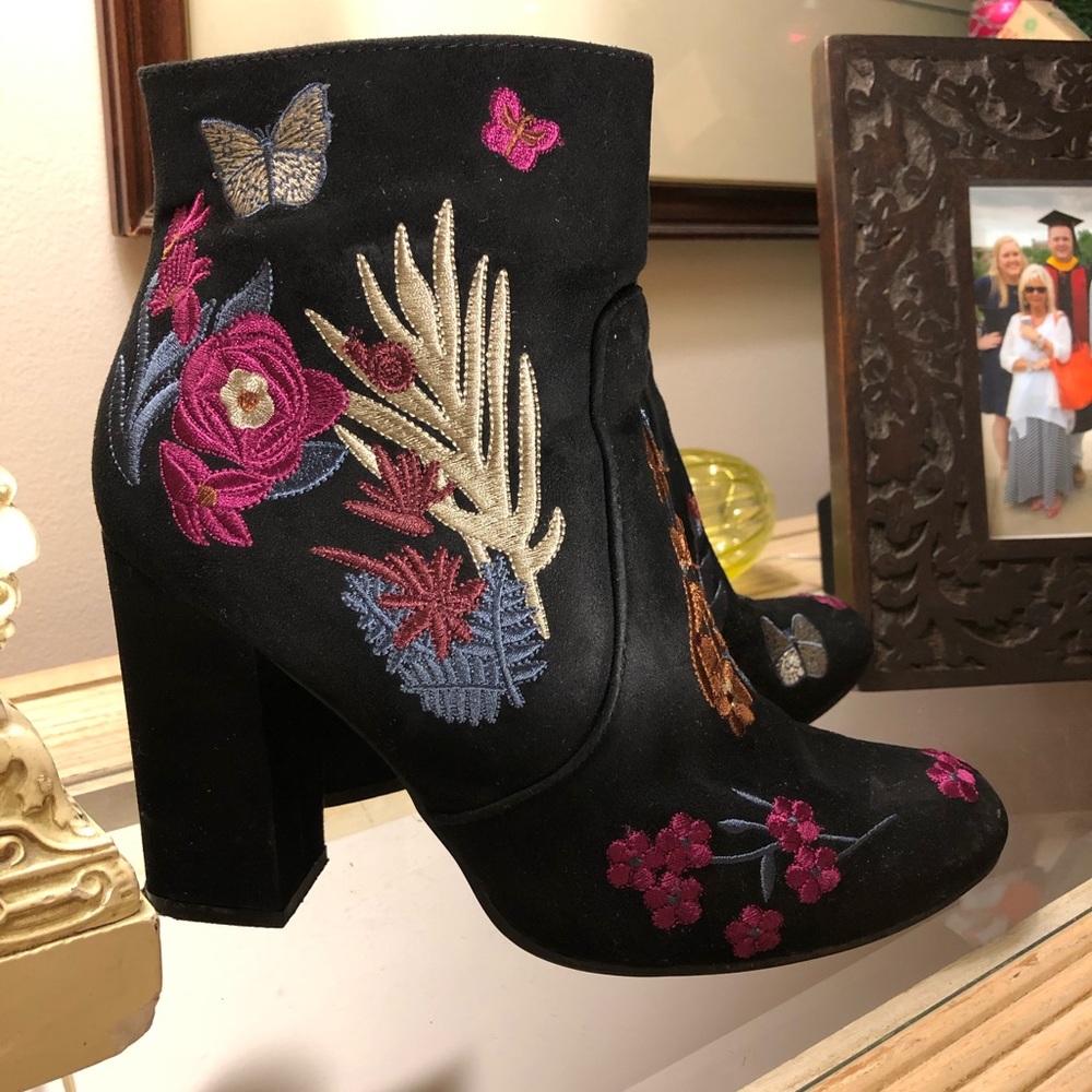 Bamboo Black Embroidered Booties